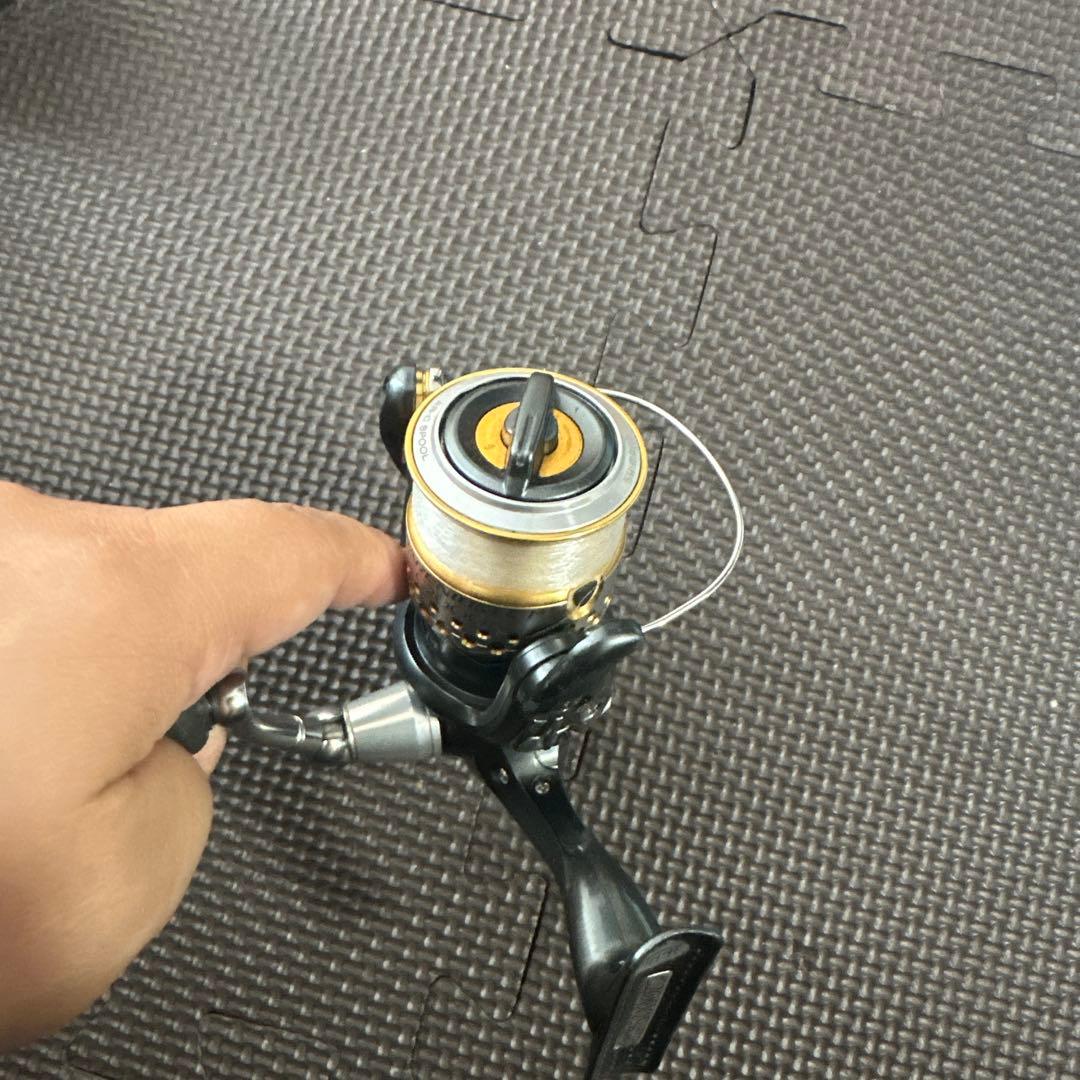 SHIMANO C2000S リール　中古