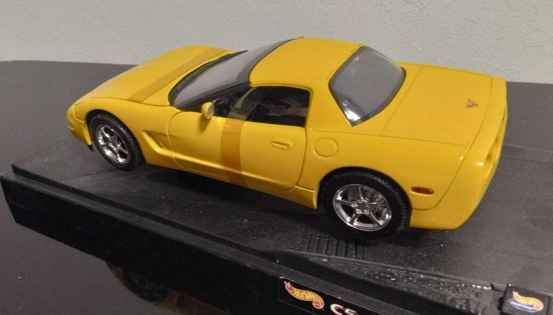 C5 Corvette　コルベット　ミニカー　HOT Wheels　中古