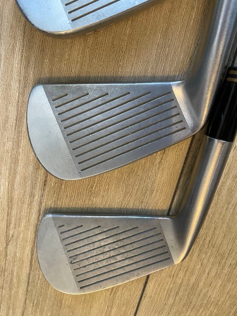 ★ケース付 JUMBO MTN3 PRO MODEL アイアン 2番〜SW10本