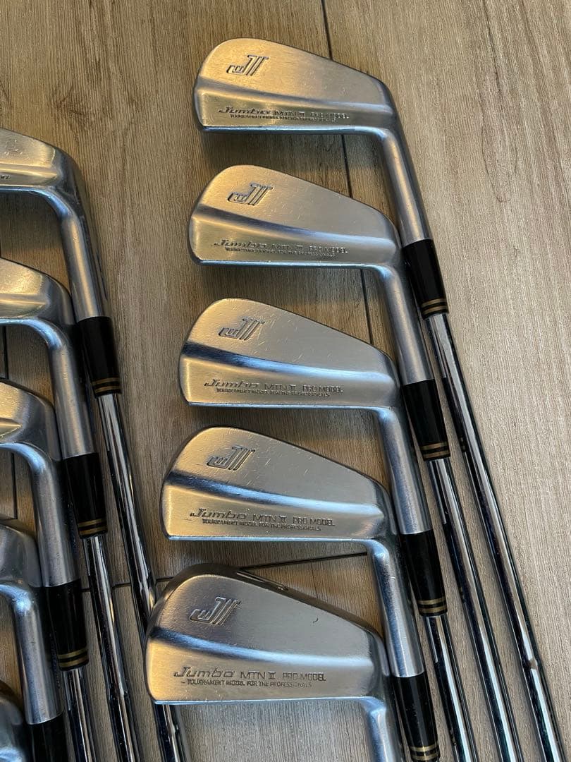 ★ケース付 JUMBO MTN3 PRO MODEL アイアン 2番〜SW10本