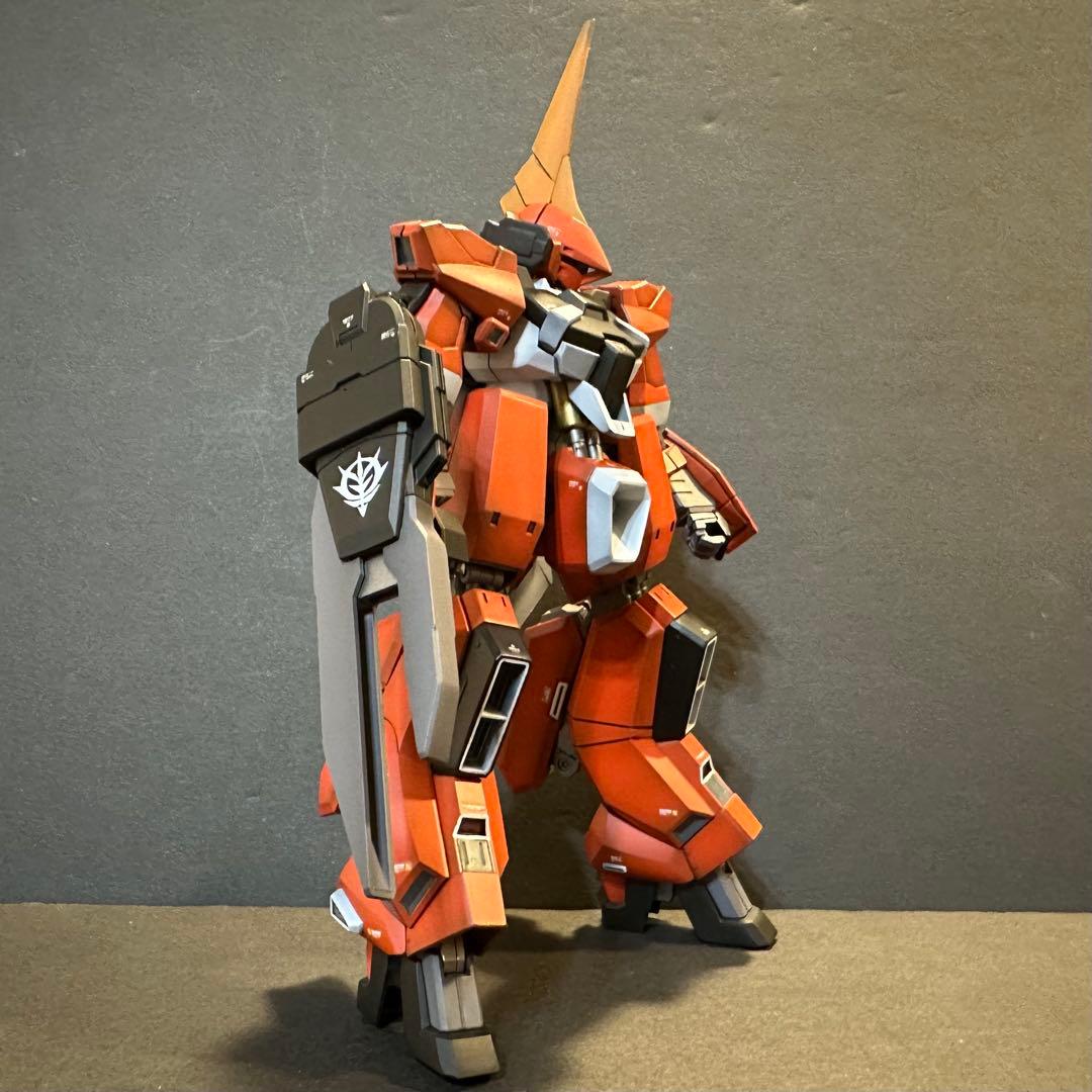 ＨＧバーザム レジオン鹵獲仕様 （A.O.Z RE-BOOT版） 塗装完成品