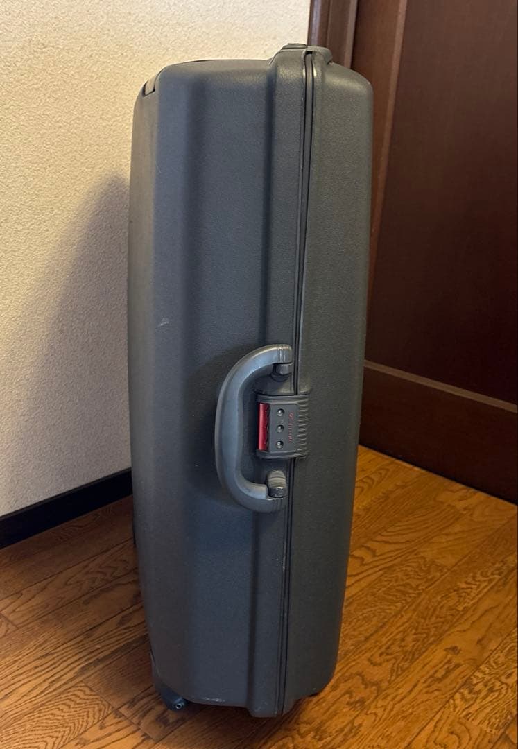 サムソナイトスーツケース オイスターQRⅡ ACE 日本製