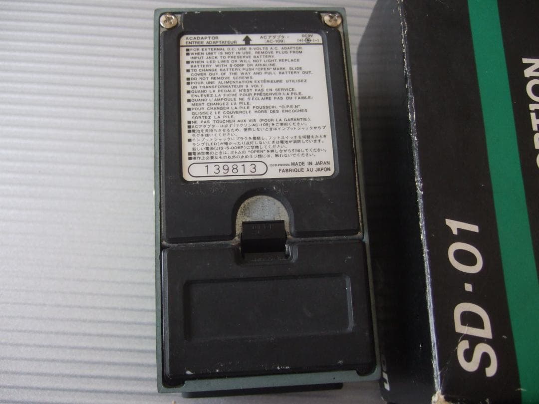 美品 箱付属 Maxon SD-01 Sonic Distortion SD01