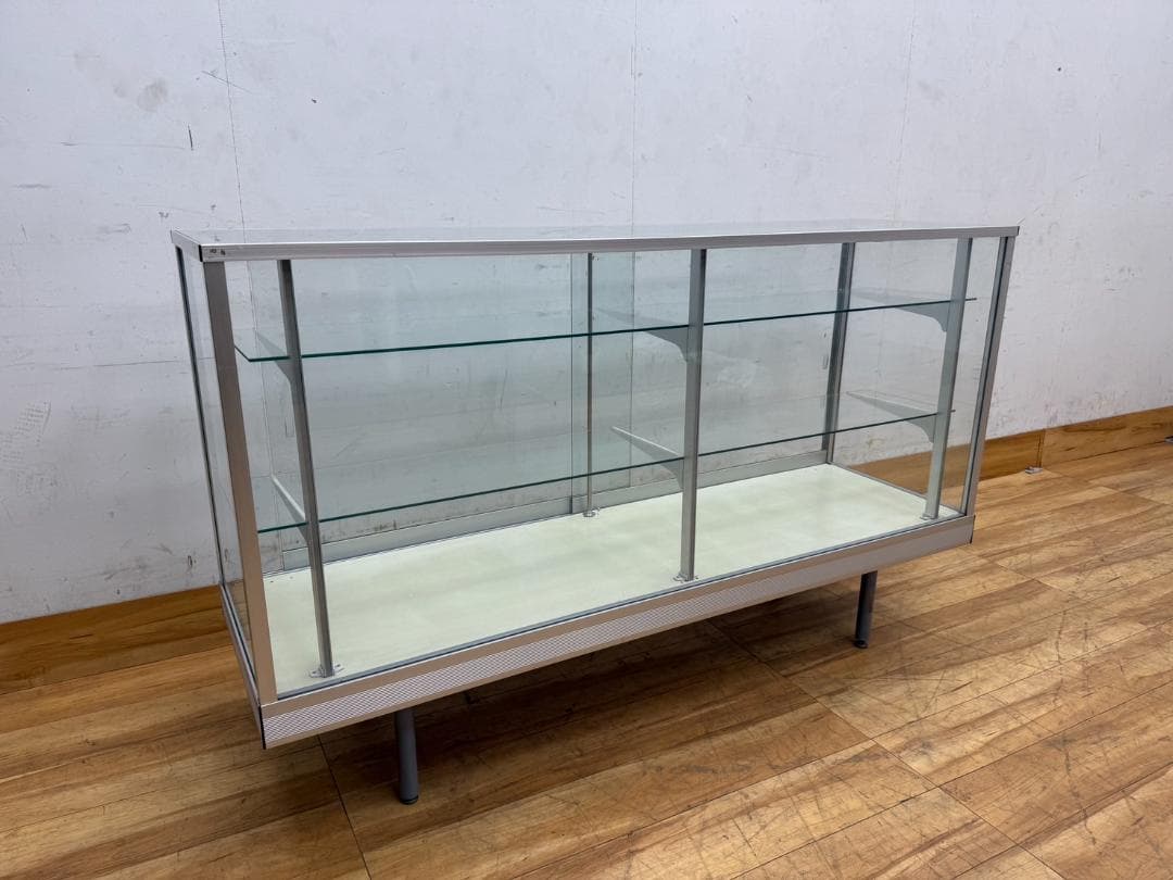 日本アルミ　ガラスショーケース　店舗用