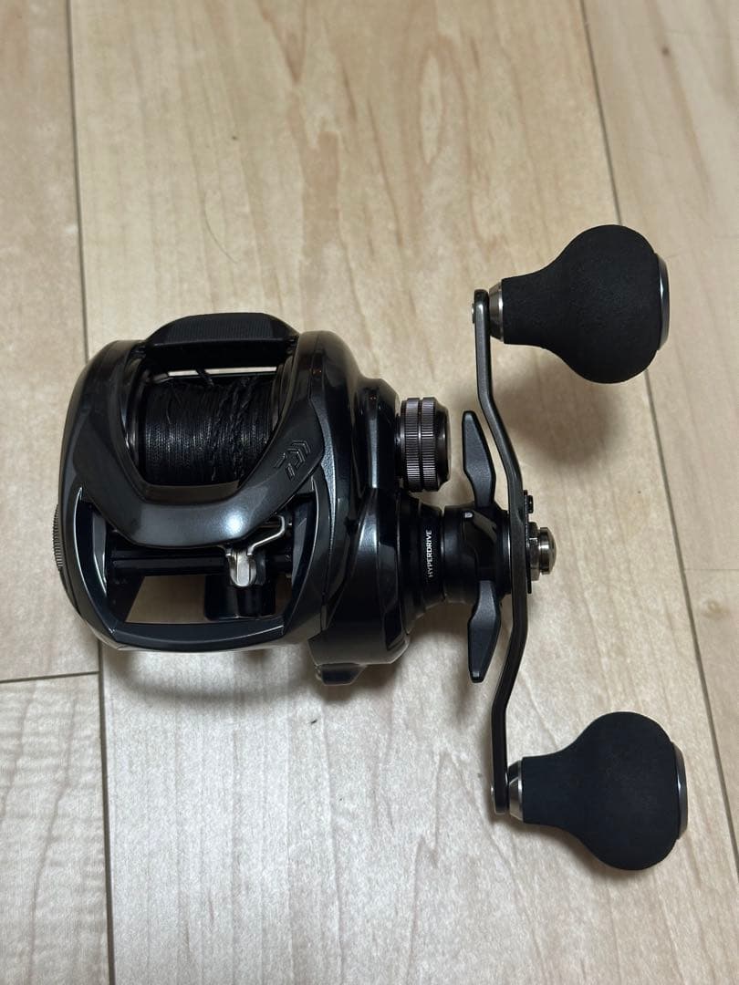 ダイワ タトゥーラ　TW　400XH 400 ベイトリール 左ハンドル 美品