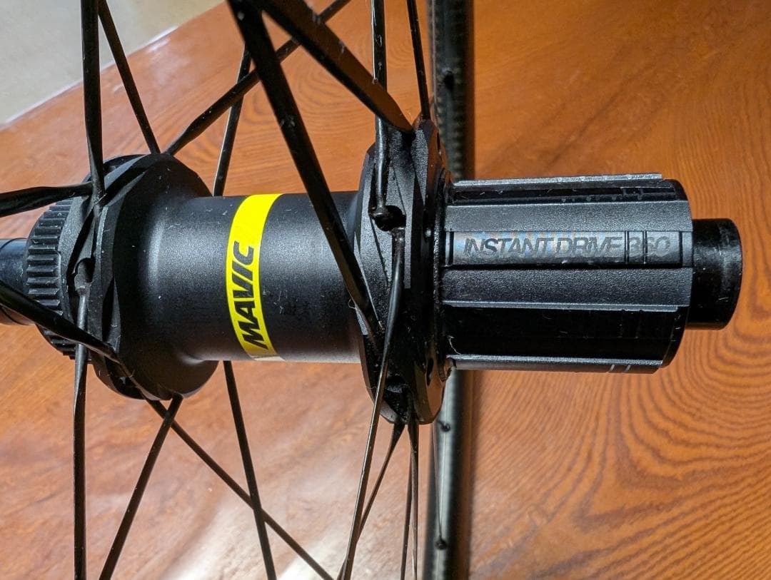 MAVIC COSMIC SLR45 DISC　マヴィック