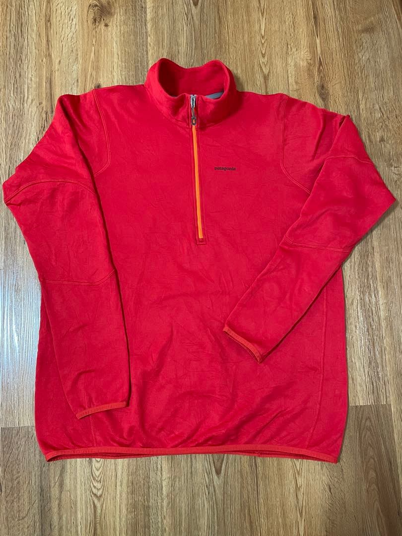 patagonia レッド ジップアップ フリーズウェア　XXL