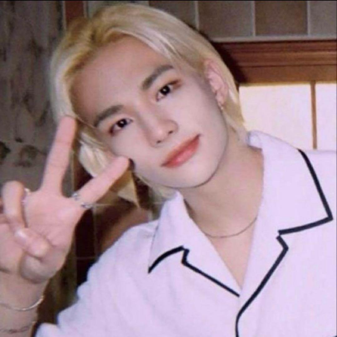 straykids ヒョンジン youreyes 直筆サイン チェキ