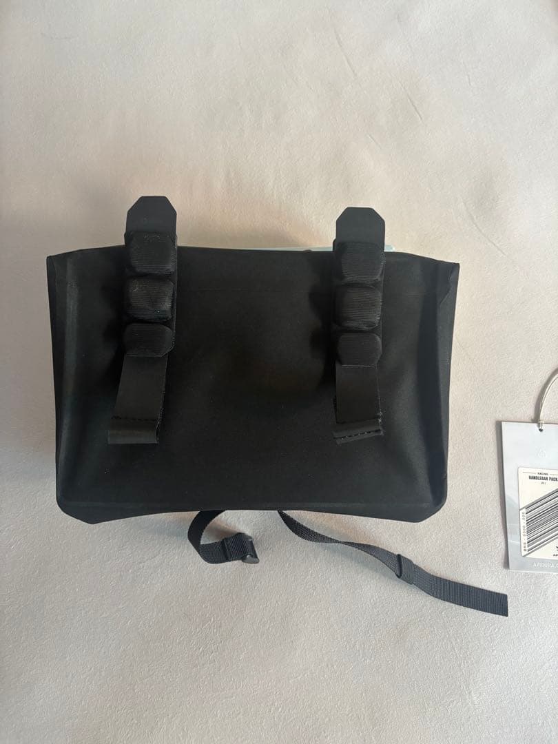 APIDURA レーシング・ハンドルバーバッグ（2L）