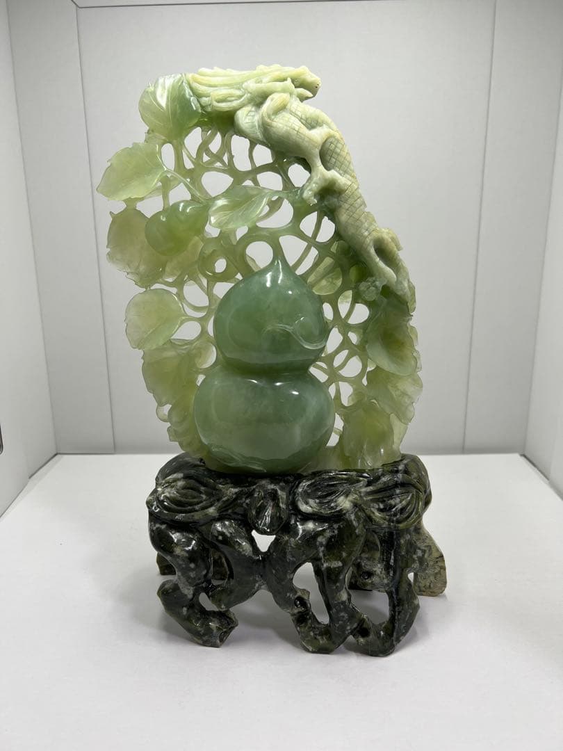 玉雕 翡翠 瓜果 龍 瓢箪彫 彫刻 置物 中国美術 古美術 ひすい ひょうたん