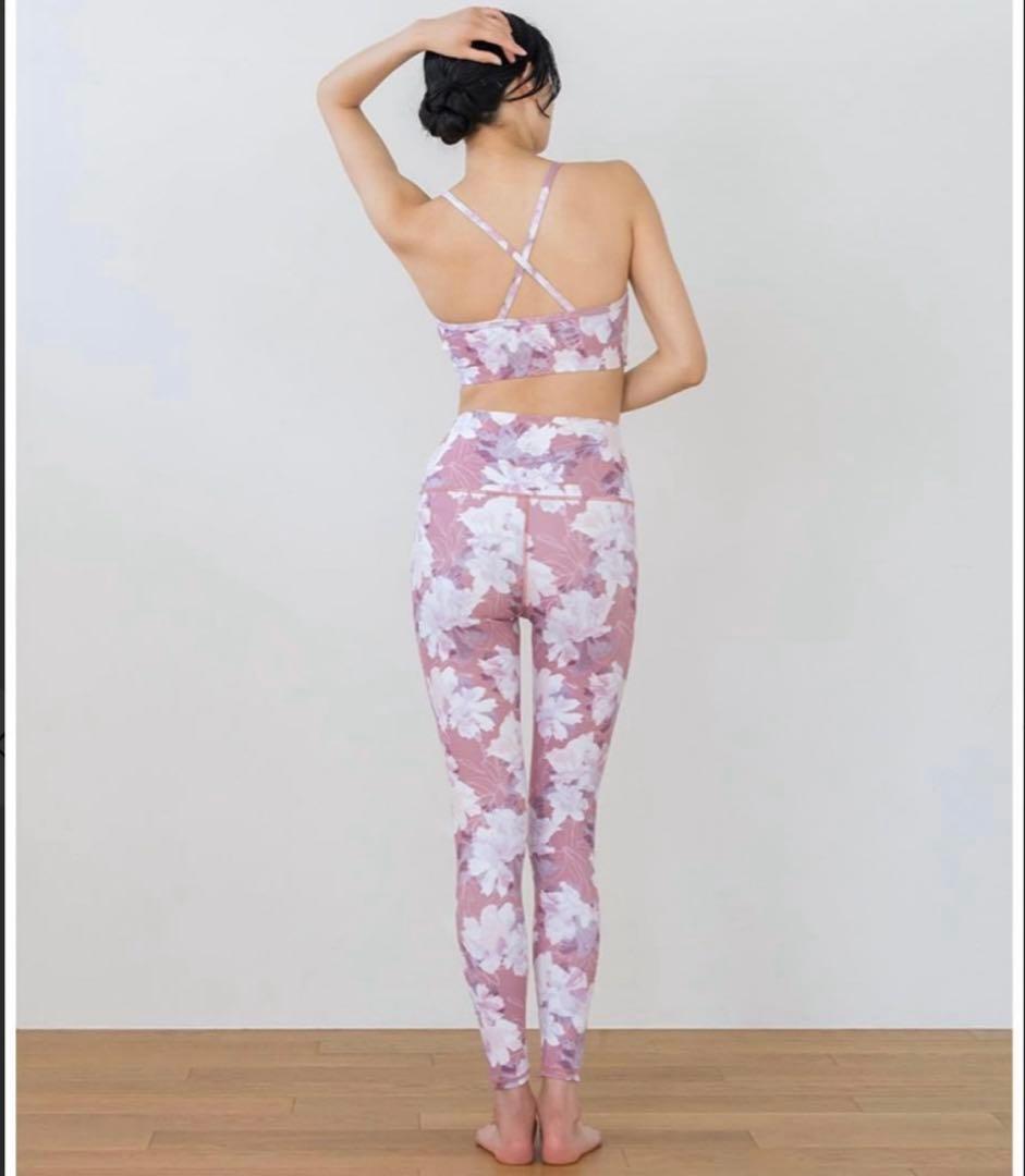 新品　SUKALA ブラトップ　レギンス　L モカピンク