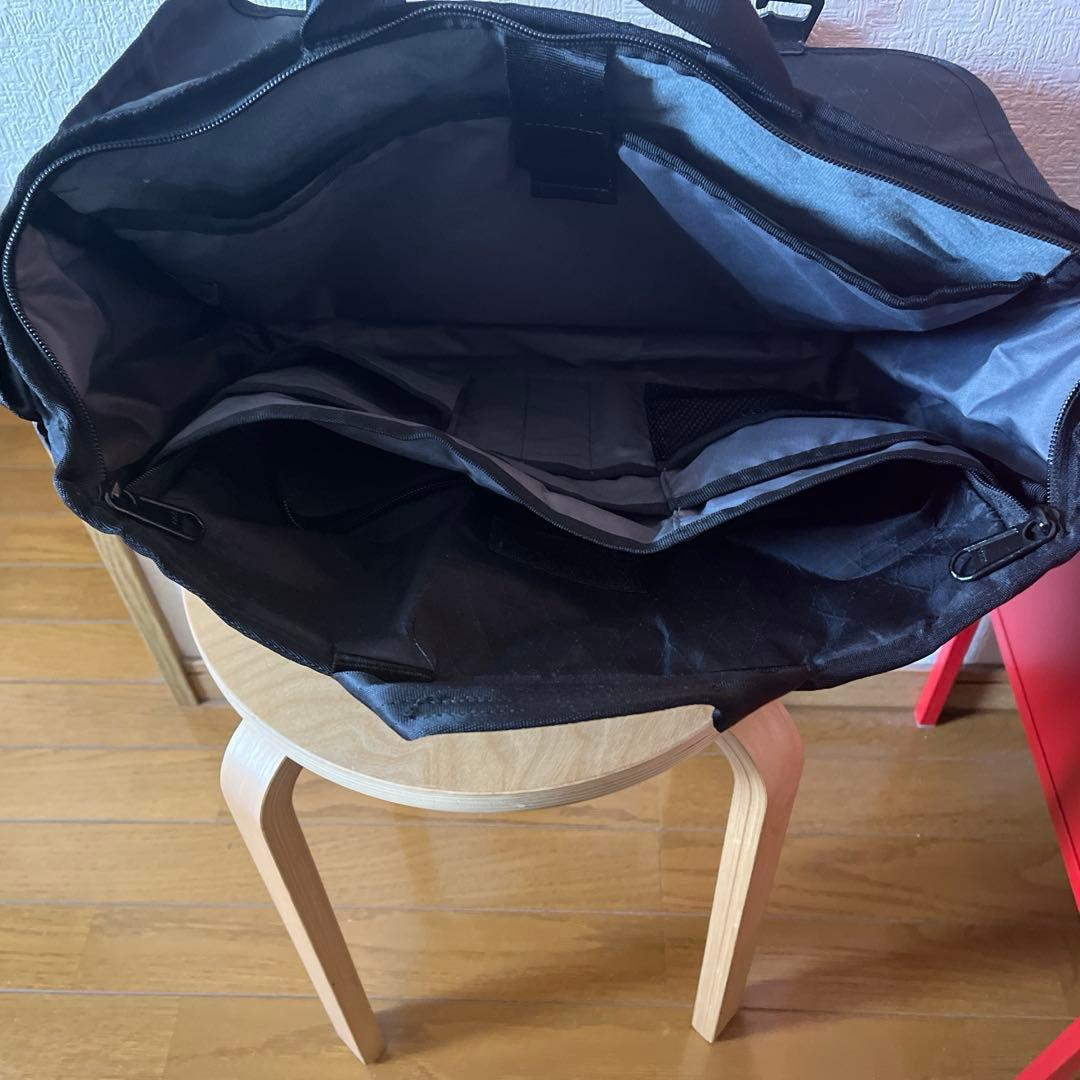 アクセサリー CHROME MIDTOWN 20L MESSENGER