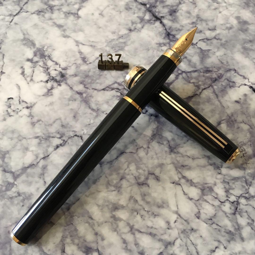 #137 オーバーホール済み 万年筆 PLATINUMプラチナ ロング 18k