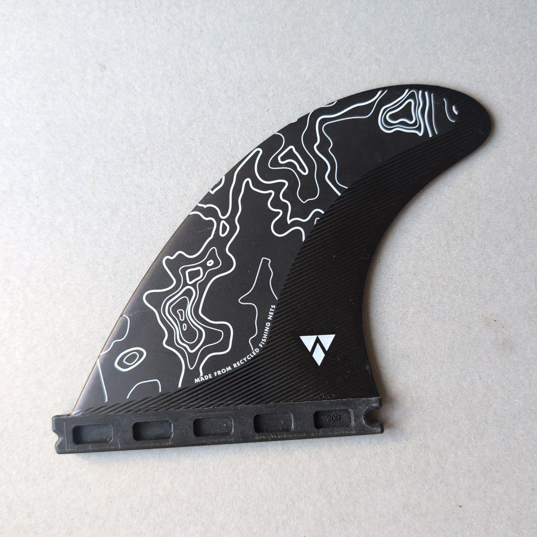 パタゴニア スラスター futures フューチャーズ トライフィン Sサイズ