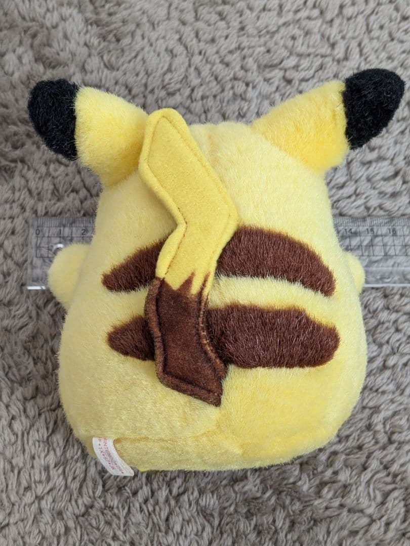 ぬいぐるみ② にっこりピカチュウ