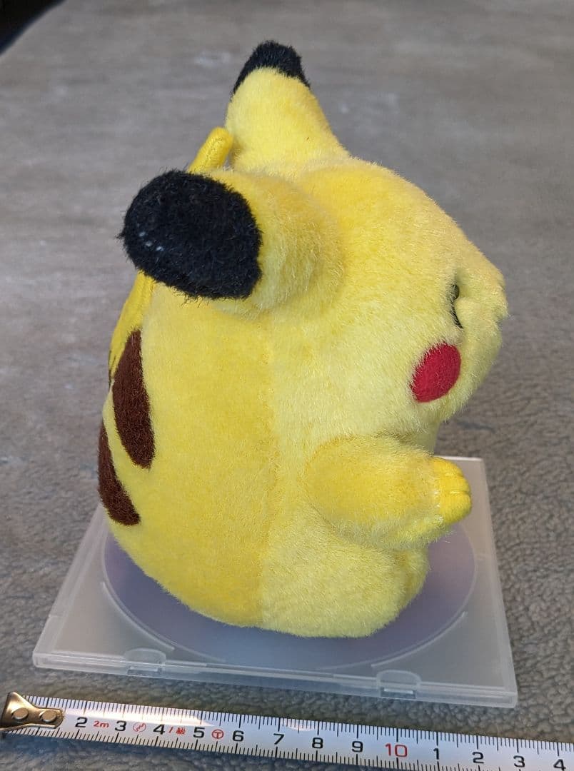 ぬいぐるみ② にっこりピカチュウ