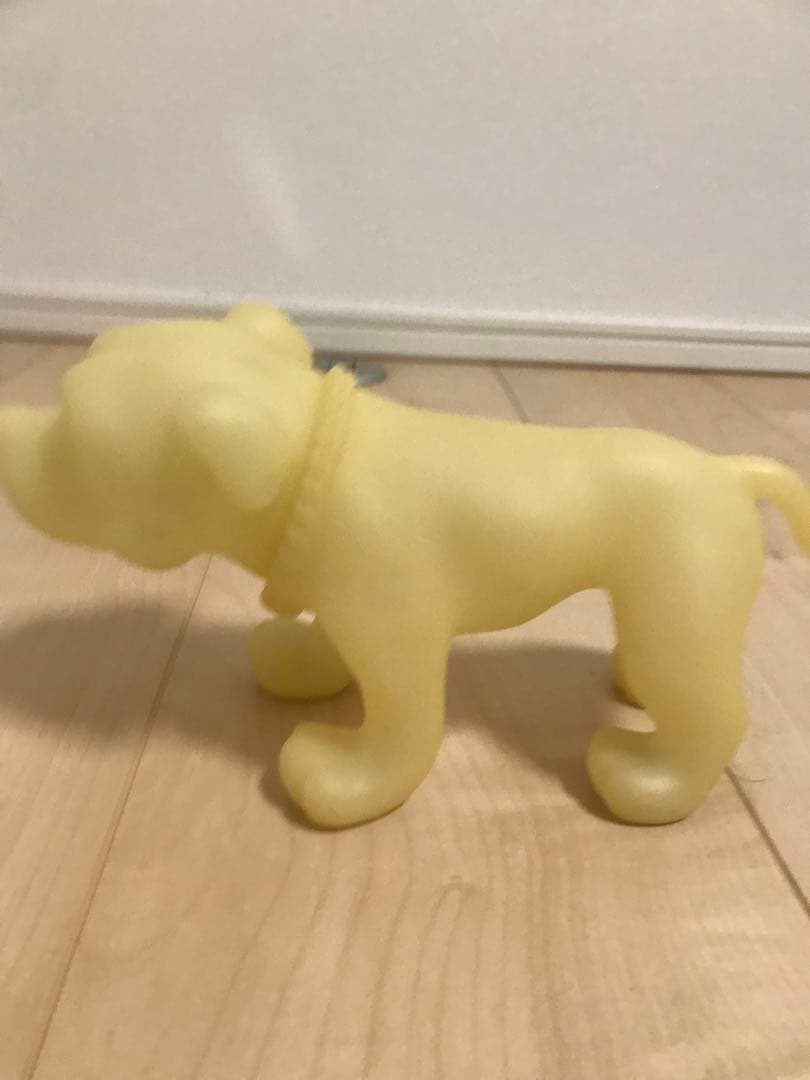 ネイバーフッド メディコムトイ バウンティーハンター ドッグ フィギュア 蓄光