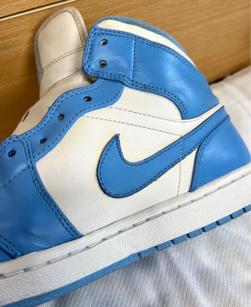 NIKE AIR JORDAN 1 RETRO MID UNC エアジョーダン