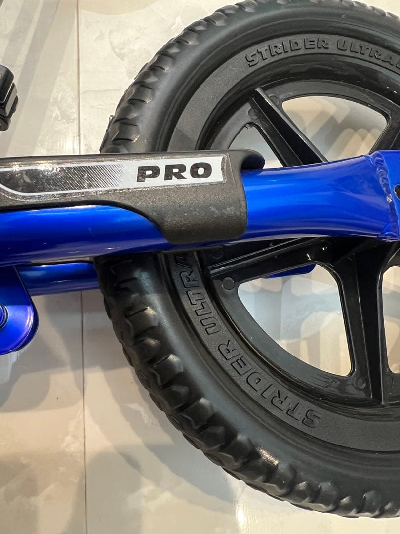 極美品STRIDER PRO ストライダープロ12インチ コドモディーポ