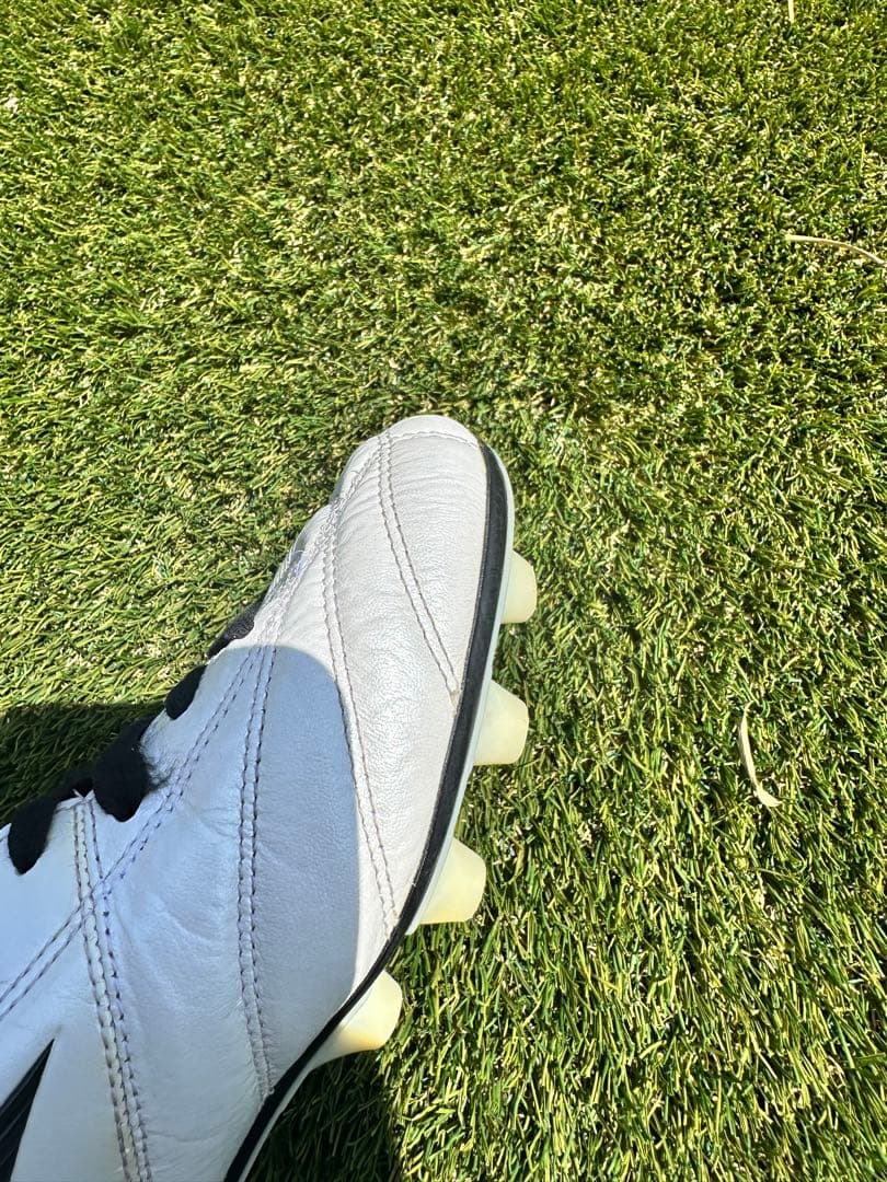 ミズノ モナルシーダ2 JAPAN（ホワイト×ブラック）