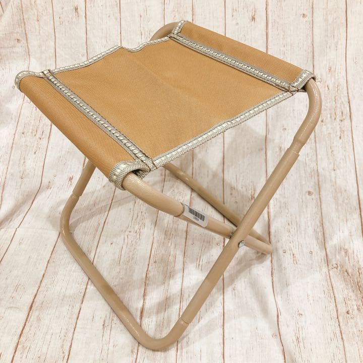 アウトドア　折りたたみチェアー　コンパクト