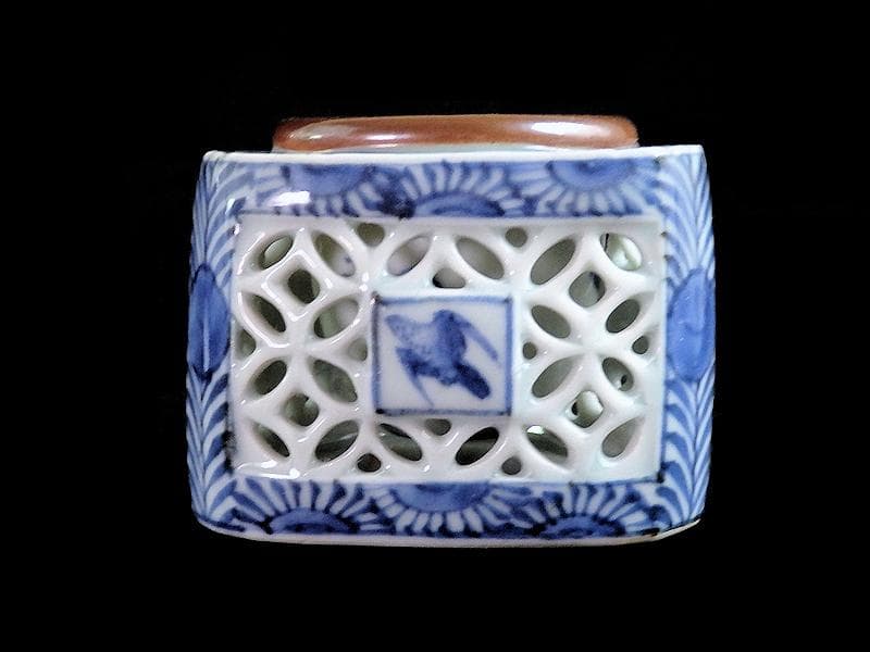 古伊万里　染付　透かし　七宝紋に鳥の図　盃台　E474AS-CGk