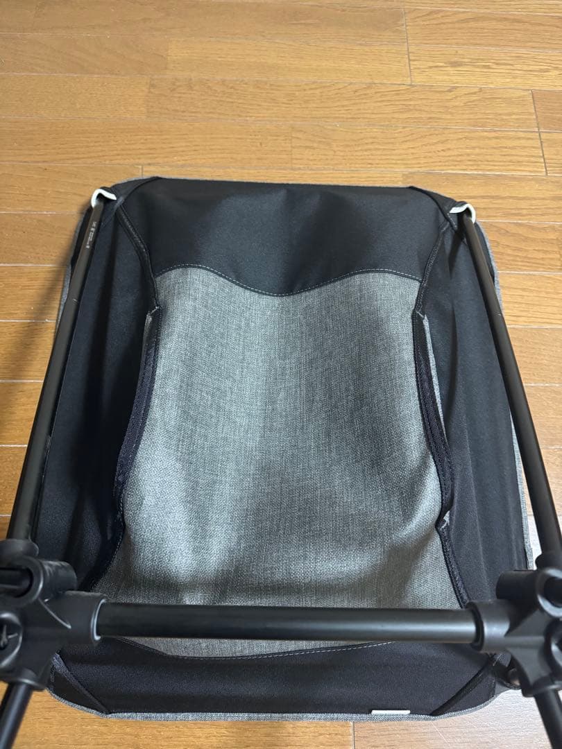 【美品・使用１,２回】Helinoxコンフォートチェア スチールグレー