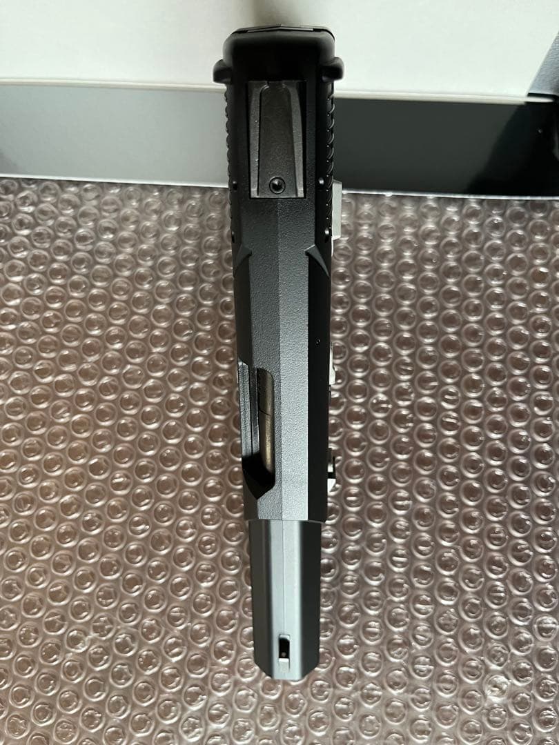 東京マルイ　FN5-7 ファイブセブン　ガスブローバック　純正ガンパワーガス付き