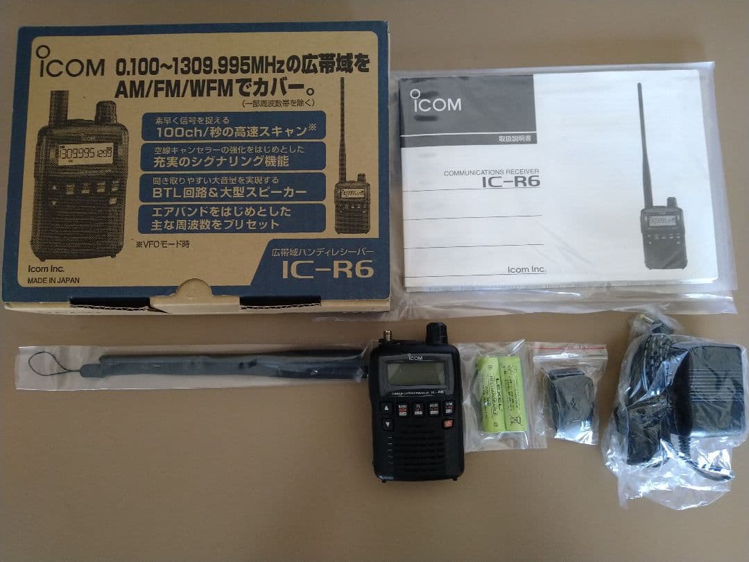 現行型　ICOM IC-R6 新品同様 広帯域受信機