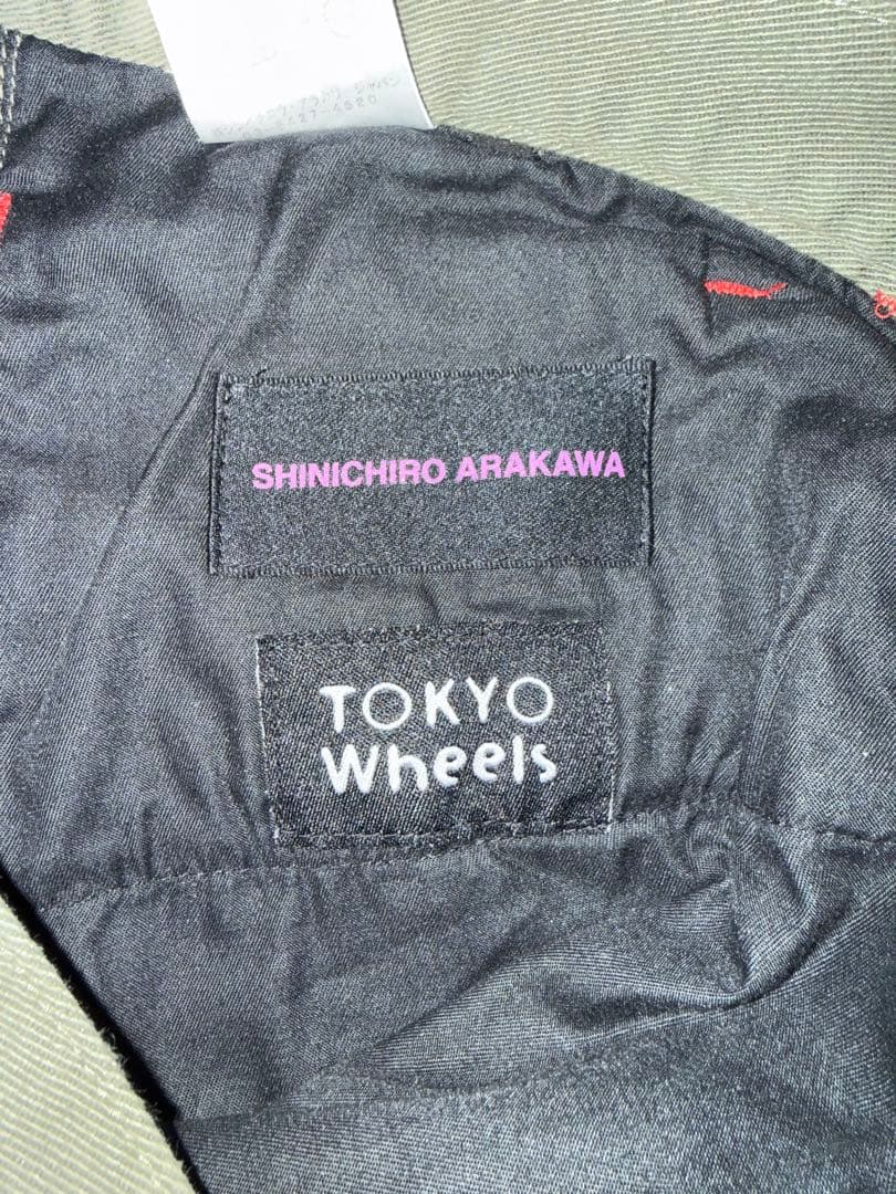 カーキ スリムフィットパンツ サイクリスト向け