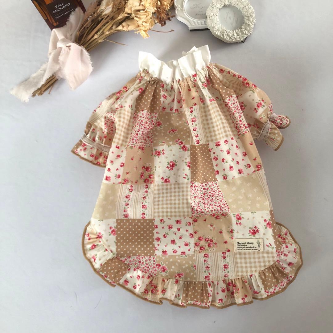 ハンドメイド　ベスト付きシャーリングワンピース　オーダー小型犬