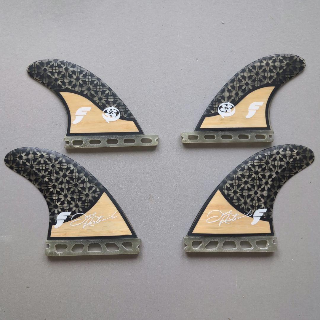 CAPTAIN FIN クワッド ４枚セット ラスタ ビッチ