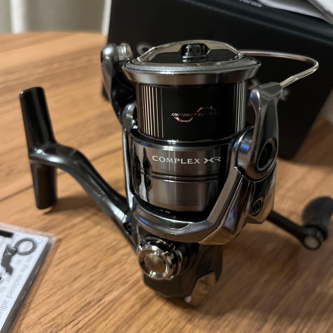 【未使用】25年シマノコンプレックスXR 2500 F6HGスピニングリール