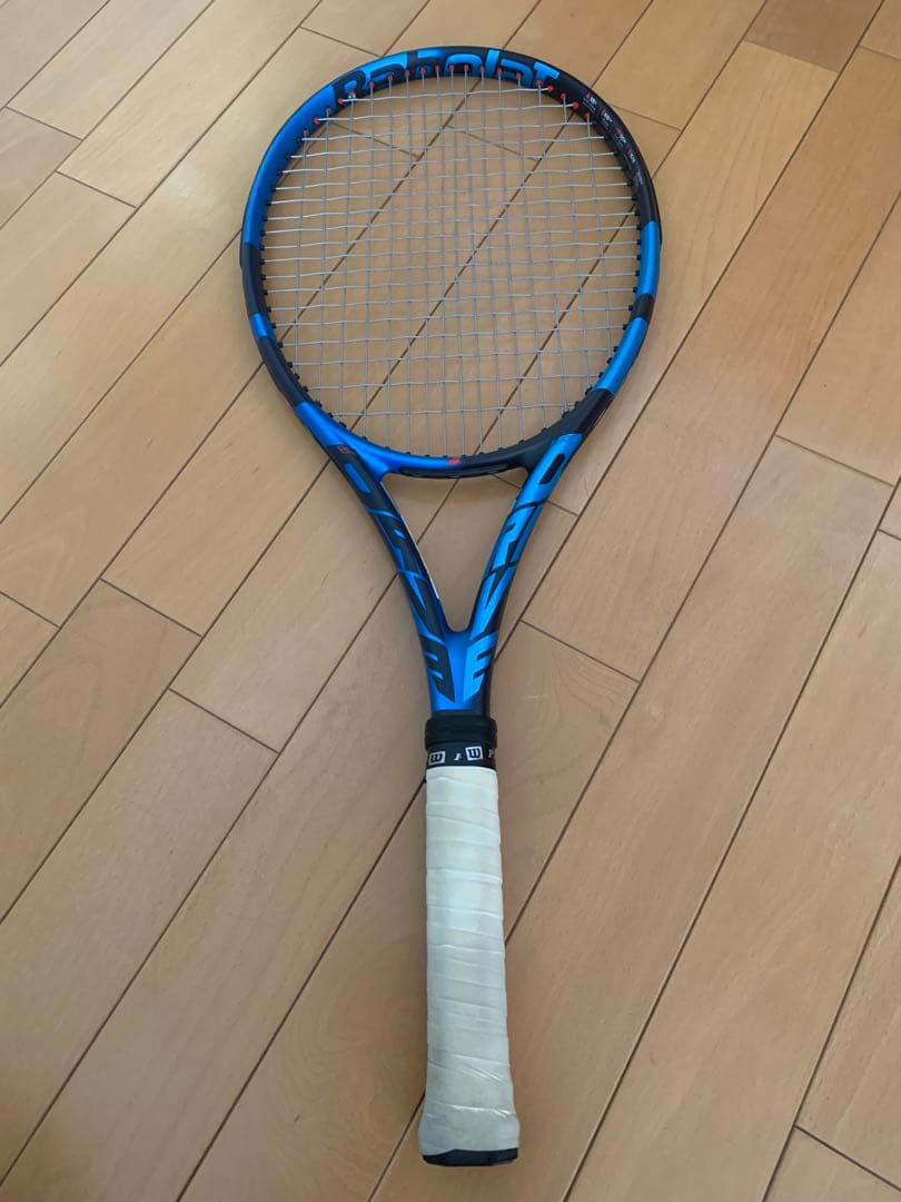 バボラ　ピュアドライブ98 (2023) グリップ2