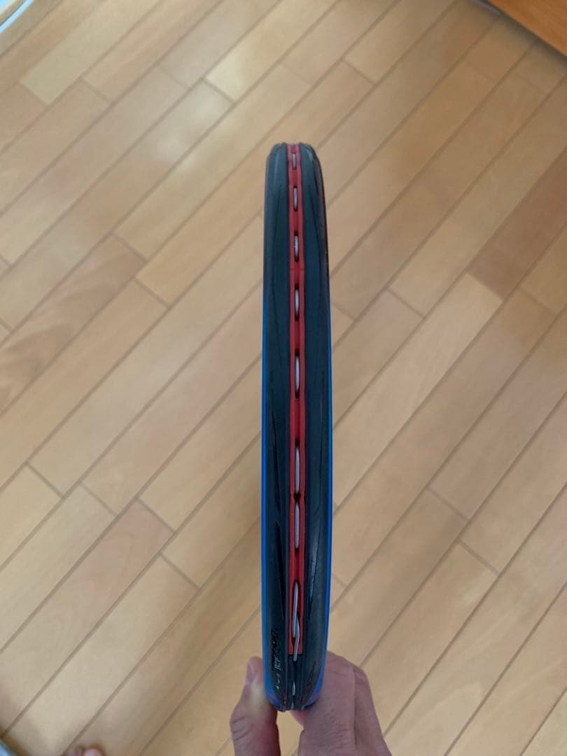 バボラ　ピュアドライブ98 (2023) グリップ2