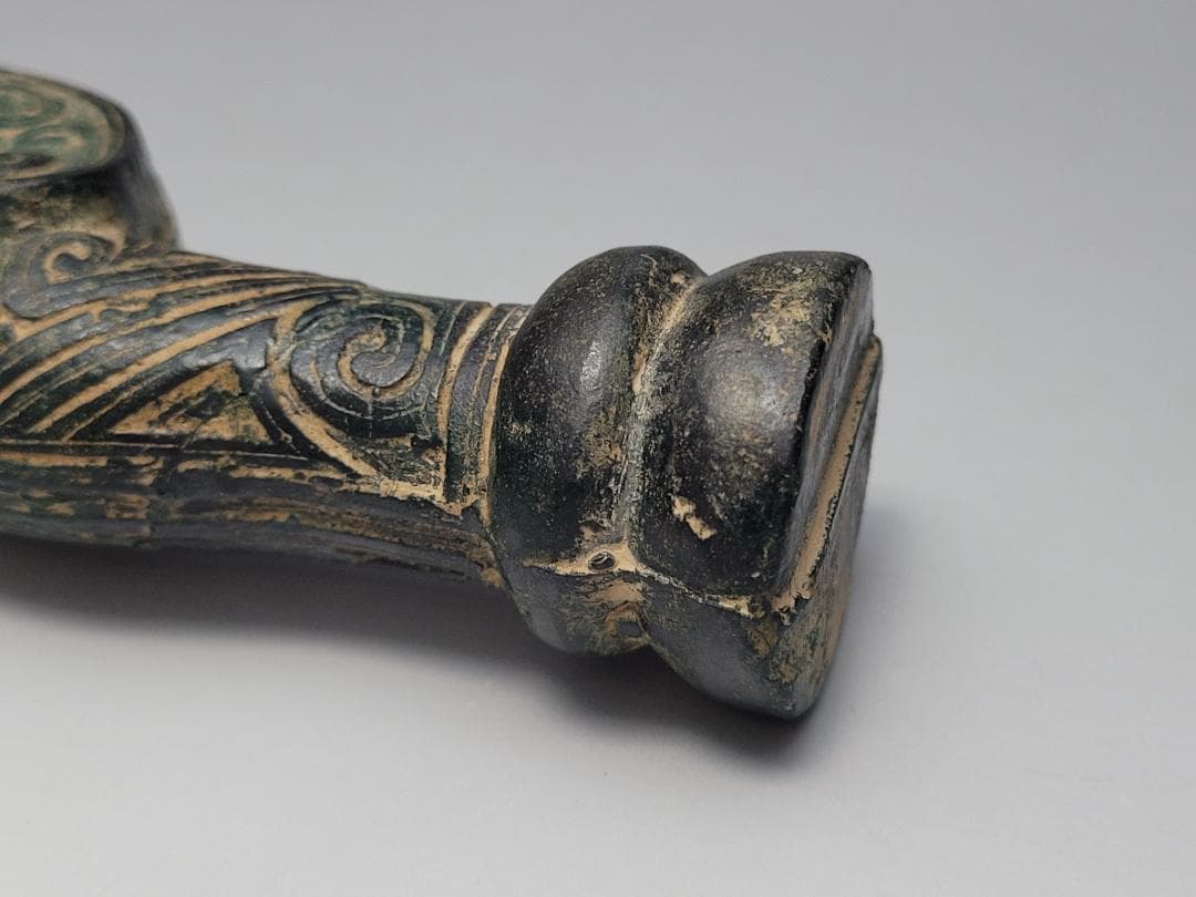 青銅製 陽刻鳥型文 刀柄 春秋戦国時代 高さ約15.7cm