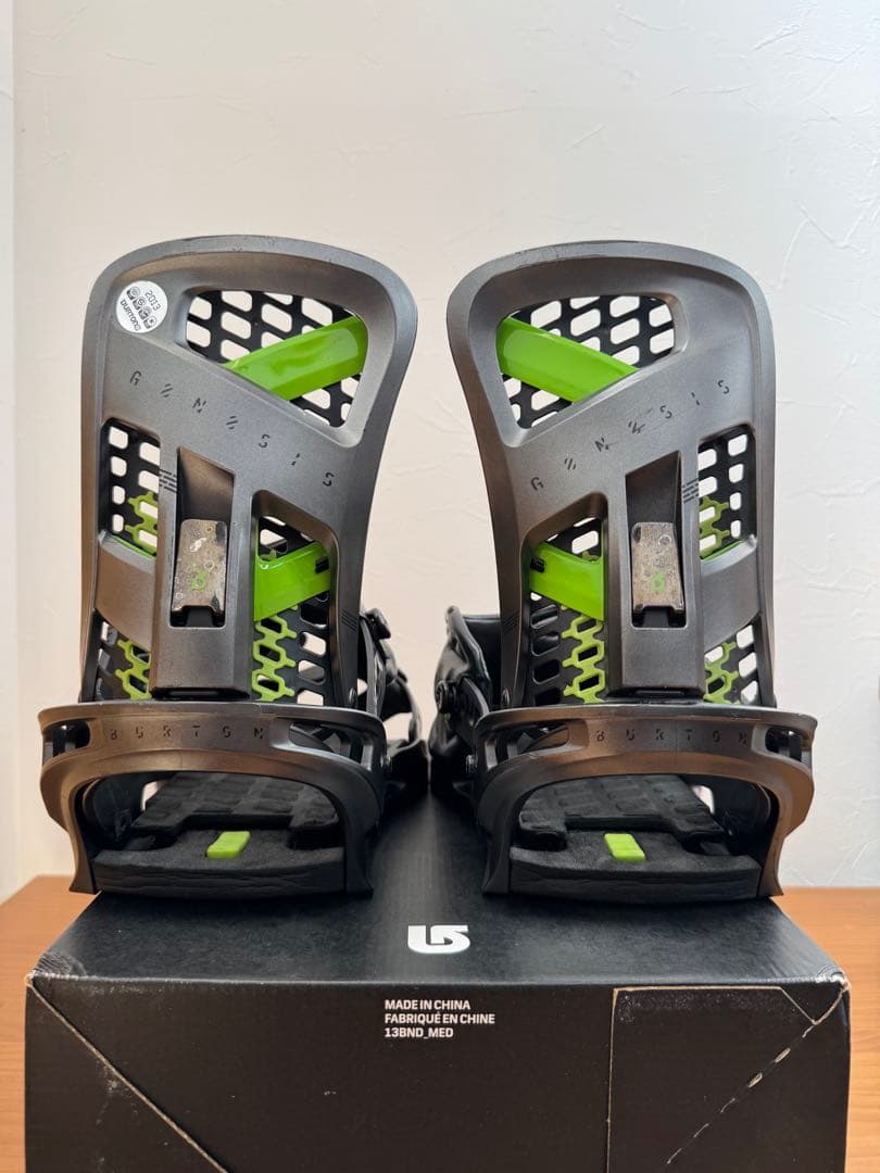 BURTON　GENESIS 2013 メンズビンディング Mサイズ