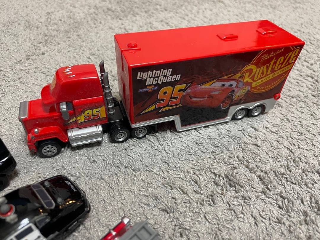 カーズ トミカ ミニカー トレーラーセット