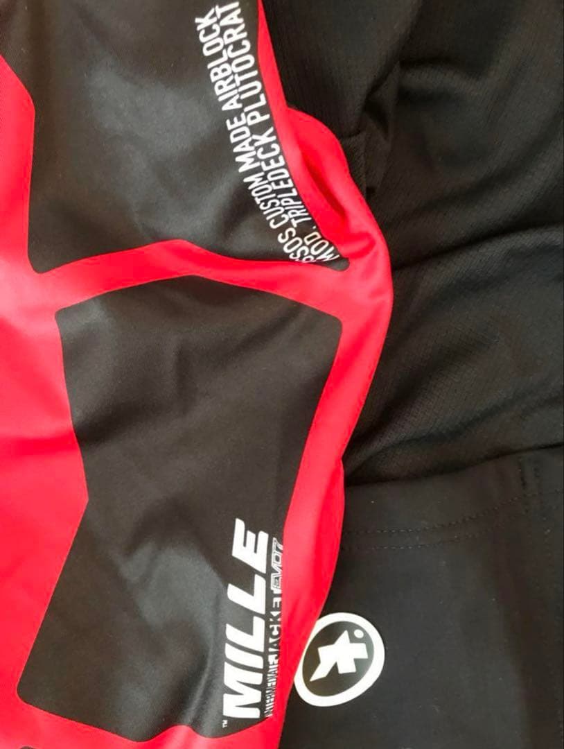 【人気:完売品】assos アソス　サイクルウェア