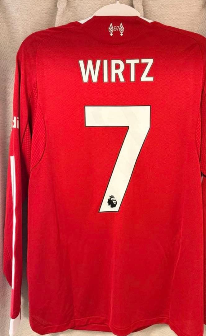 リヴァプール 25/26 オーセンティック　ユニホーム