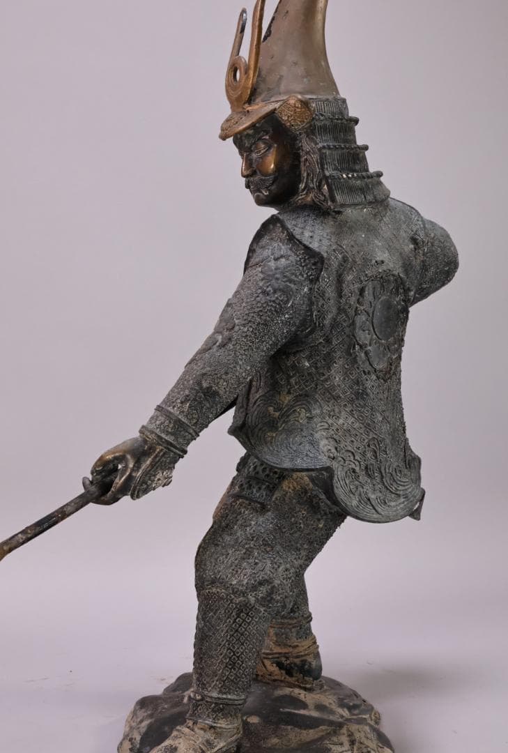 時代金工　明治期　ブロンズ像　加藤清正　薙刀　置物　床飾　高58㎝　BK091