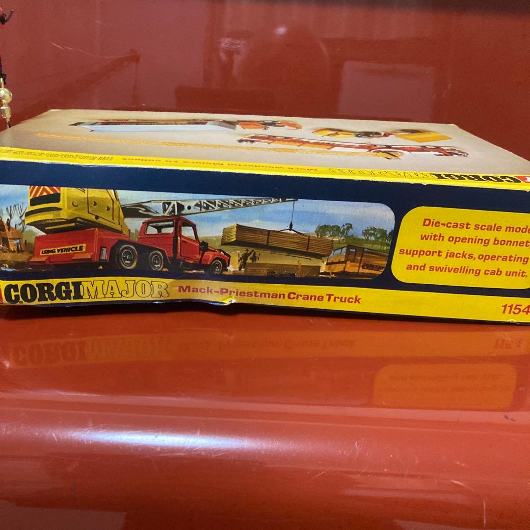 ミニカー Corgi Mack-Priestman Crane Truck 1154