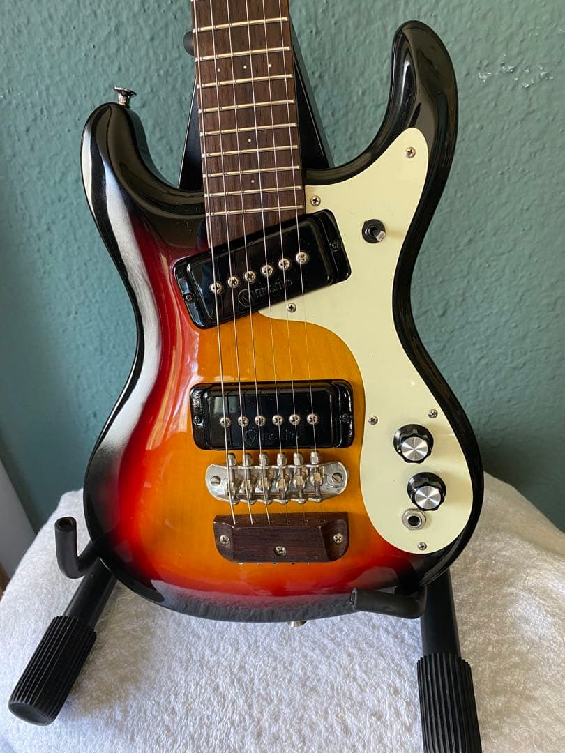 モズライト Mosrite ミニギター