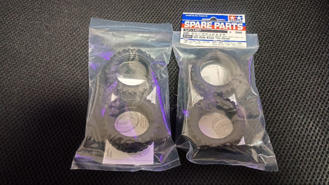 タミヤ MF-01X フォード・エスコート サーボなし 新品タイヤ付き