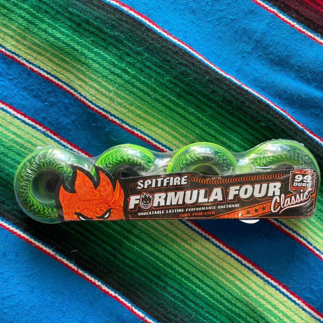 Spitfireフォーマル4クラシック56mm93a ウィール 定価¥9,130