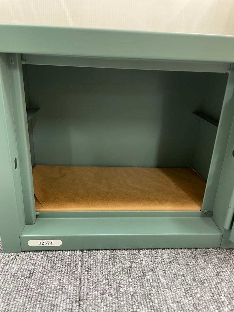 三和化研 ダイヤル式 金庫 緑色 鍵付き