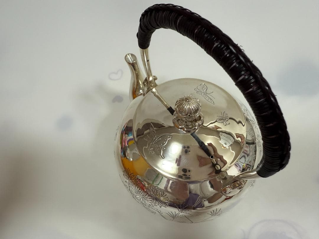 純銀製 秋草之毛彫 湯沸 銀瓶 煎茶道具