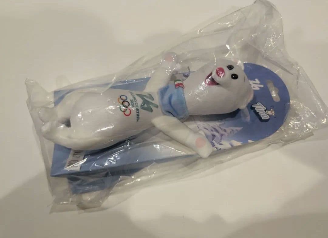 ミラノ・コルティナオリンピック 2026 tina ティナ　ぬいぐるみ　27cm