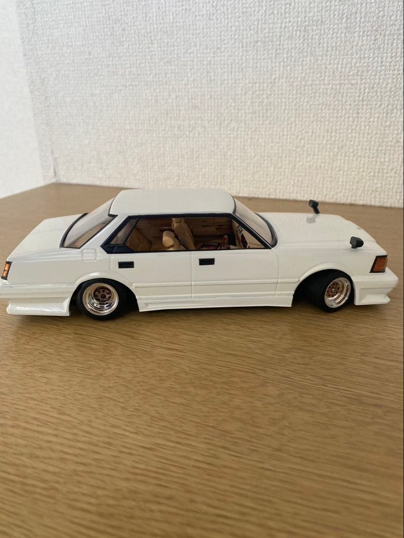 アオシマ　1/24　430セドリック　プラモデル　完成品