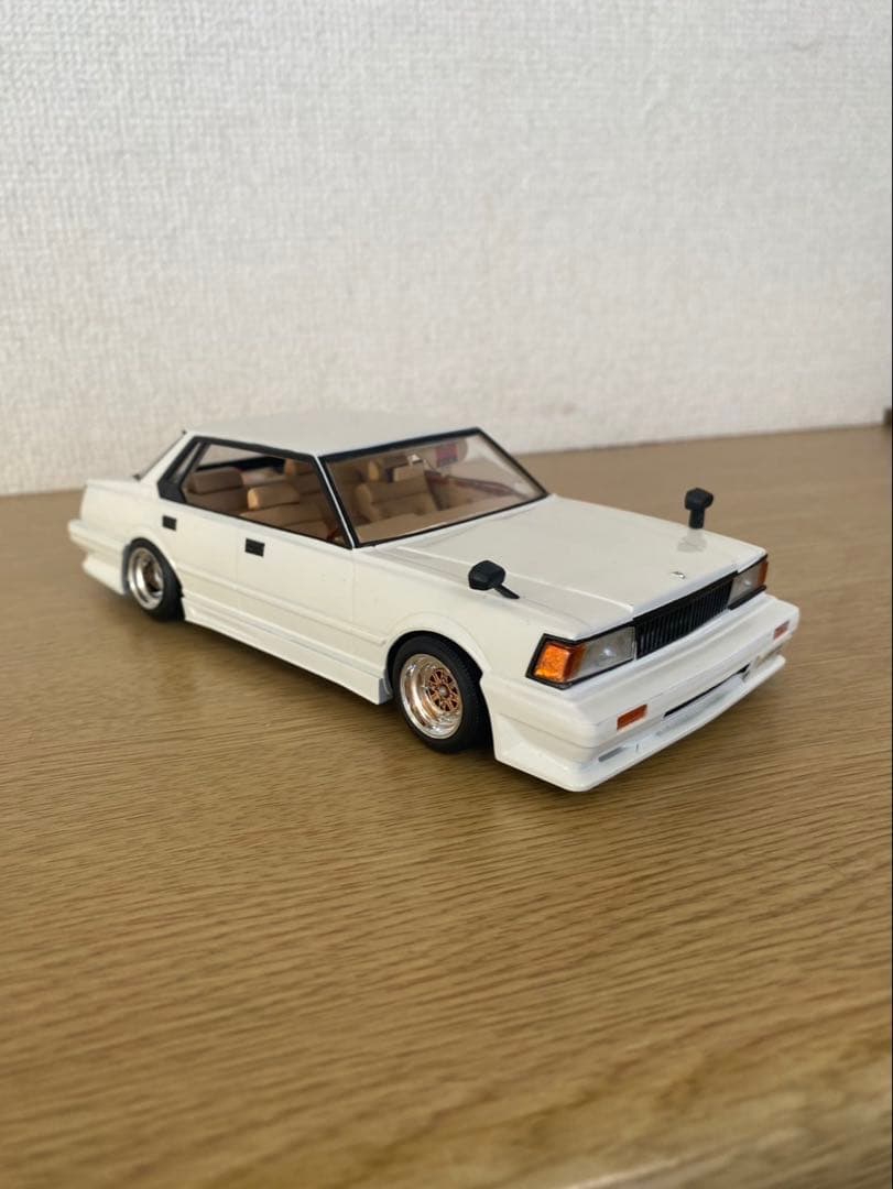 アオシマ　1/24　430セドリック　プラモデル　完成品